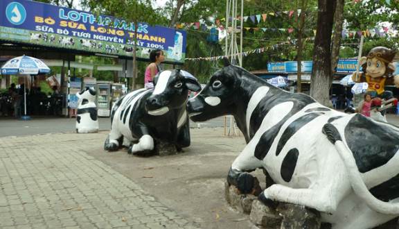 foody-mobile-tram-dung-chan-bo-sua-long-thanh-dong-nai.jpg